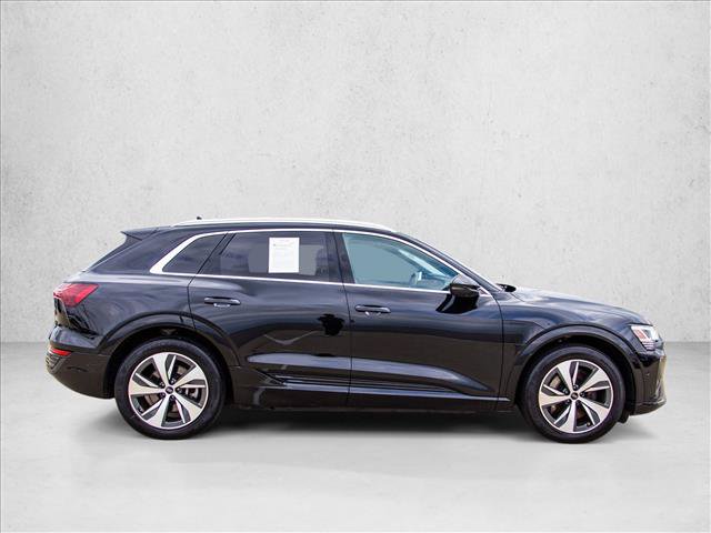 Certified 2024 Audi Q8 e-tron Premium Plus AWD/4WD image 4