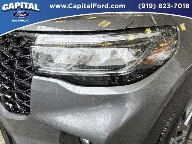 Certified 2025 Ford Explorer ST-Line w/ Premium Package image 11