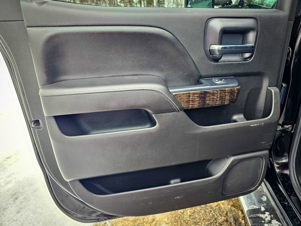 Used 2015 GMC Sierra 3500 Denali w/ Suspension Package, Off-Road image 31