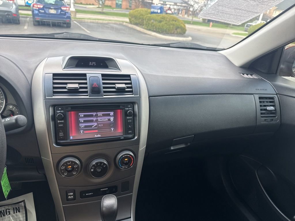 Used 2013 Toyota Corolla S Special Edition image 28