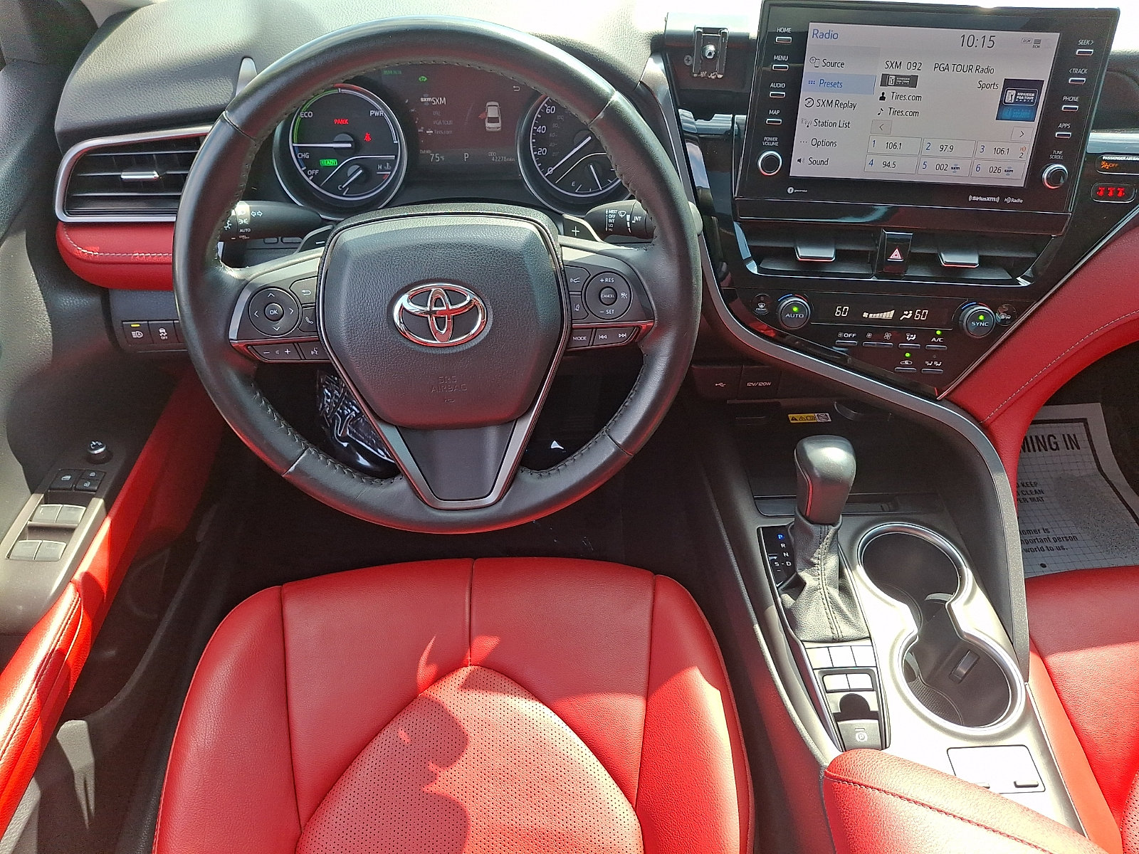 Used 2022 Toyota Camry XSE FWD image 11