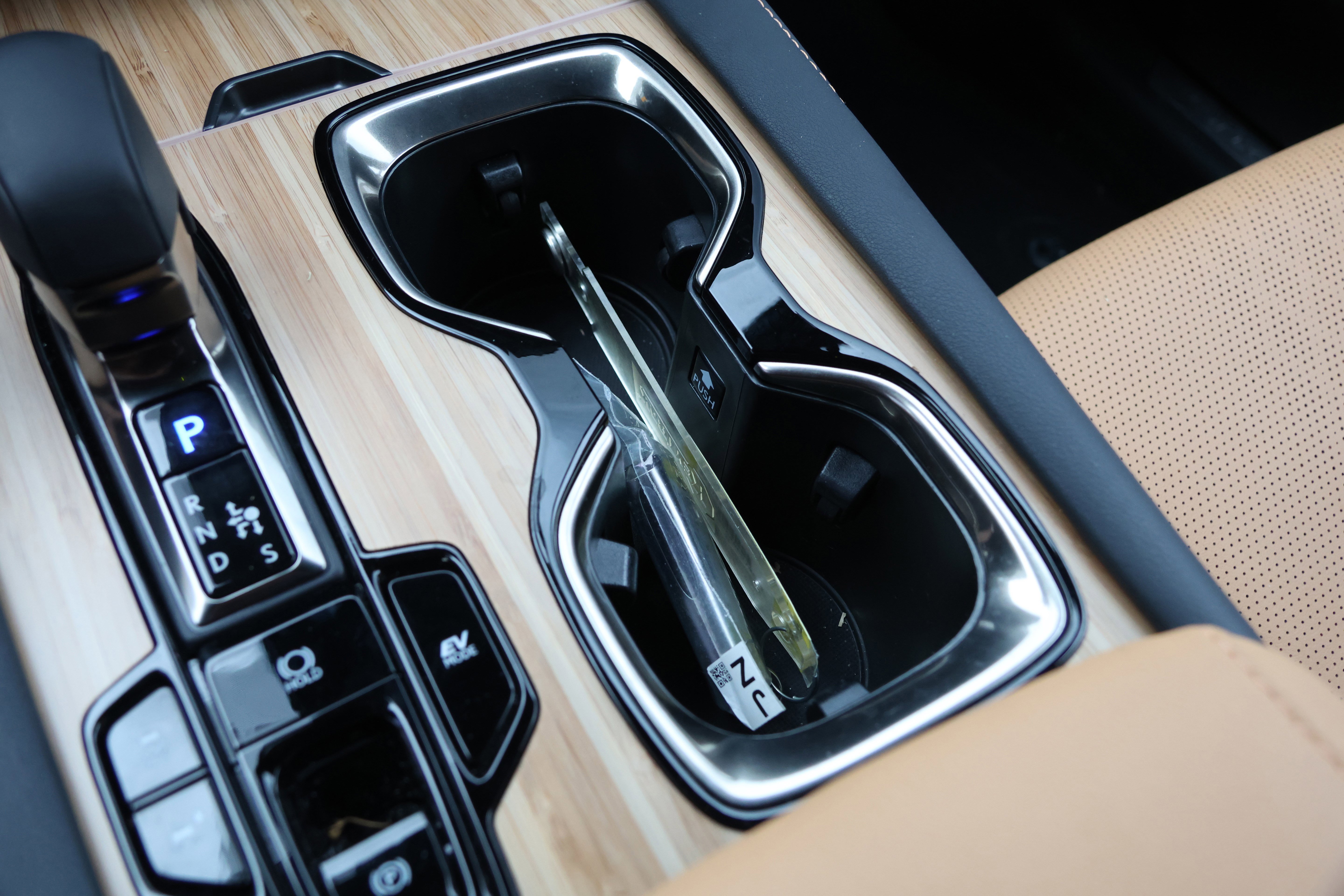 Used 2025 Lexus RX 350 image 32