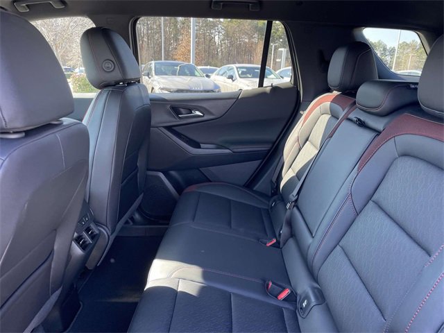 Used 2025 Chevrolet Equinox RS w/ Safety and Technology Package image 4