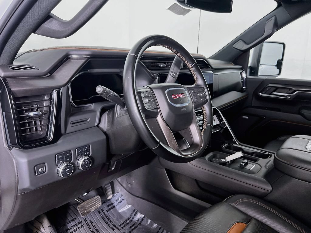 Certified 2024 GMC Sierra 2500 AT4 w/ AT4 Preferred Package AWD/4WD image 9