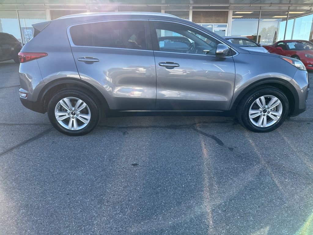 Used 2018 Kia Sportage LX w/ LX Popular Package image 8