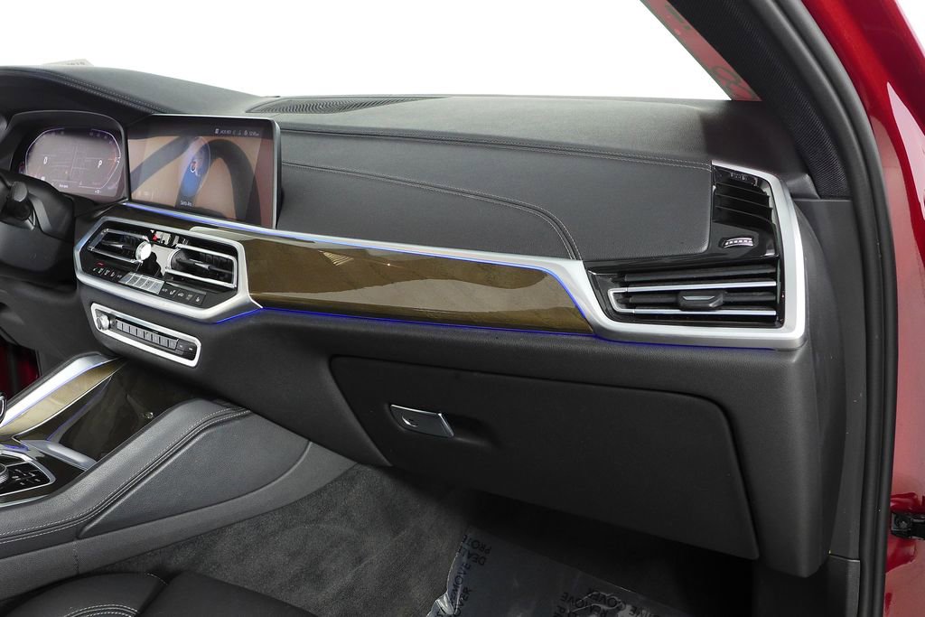 Used 2022 BMW X6 xDrive40i w/ M Sport Package image 14