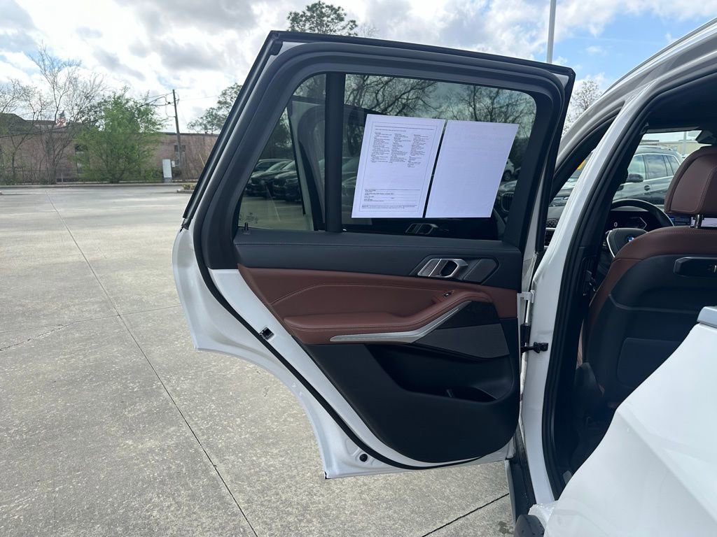 Certified 2026 BMW X5 xDrive40i w/ Climate Comfort Package image 22
