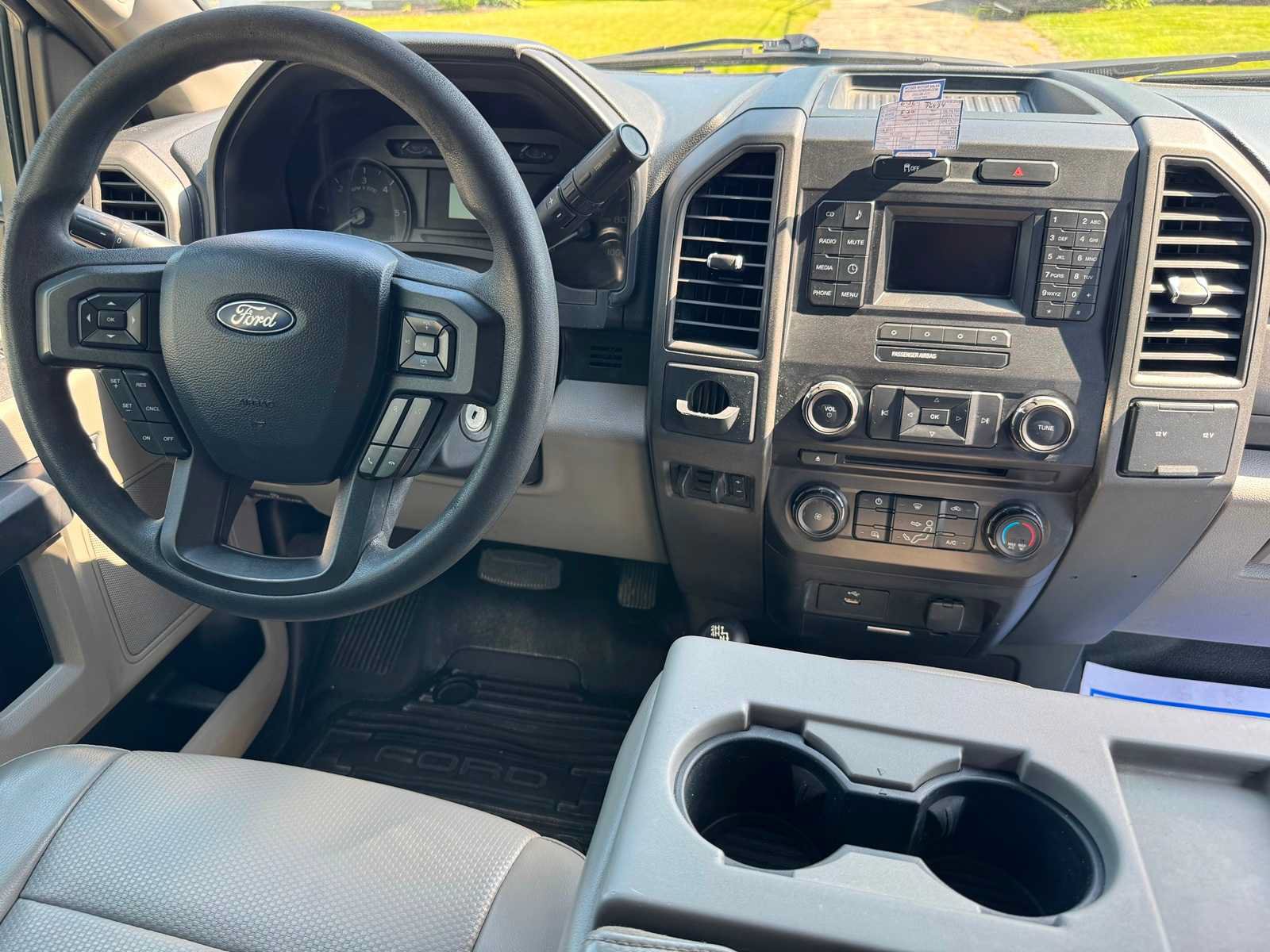 Used 2018 Ford F550 4x4 Regular Cab Super Duty image 6