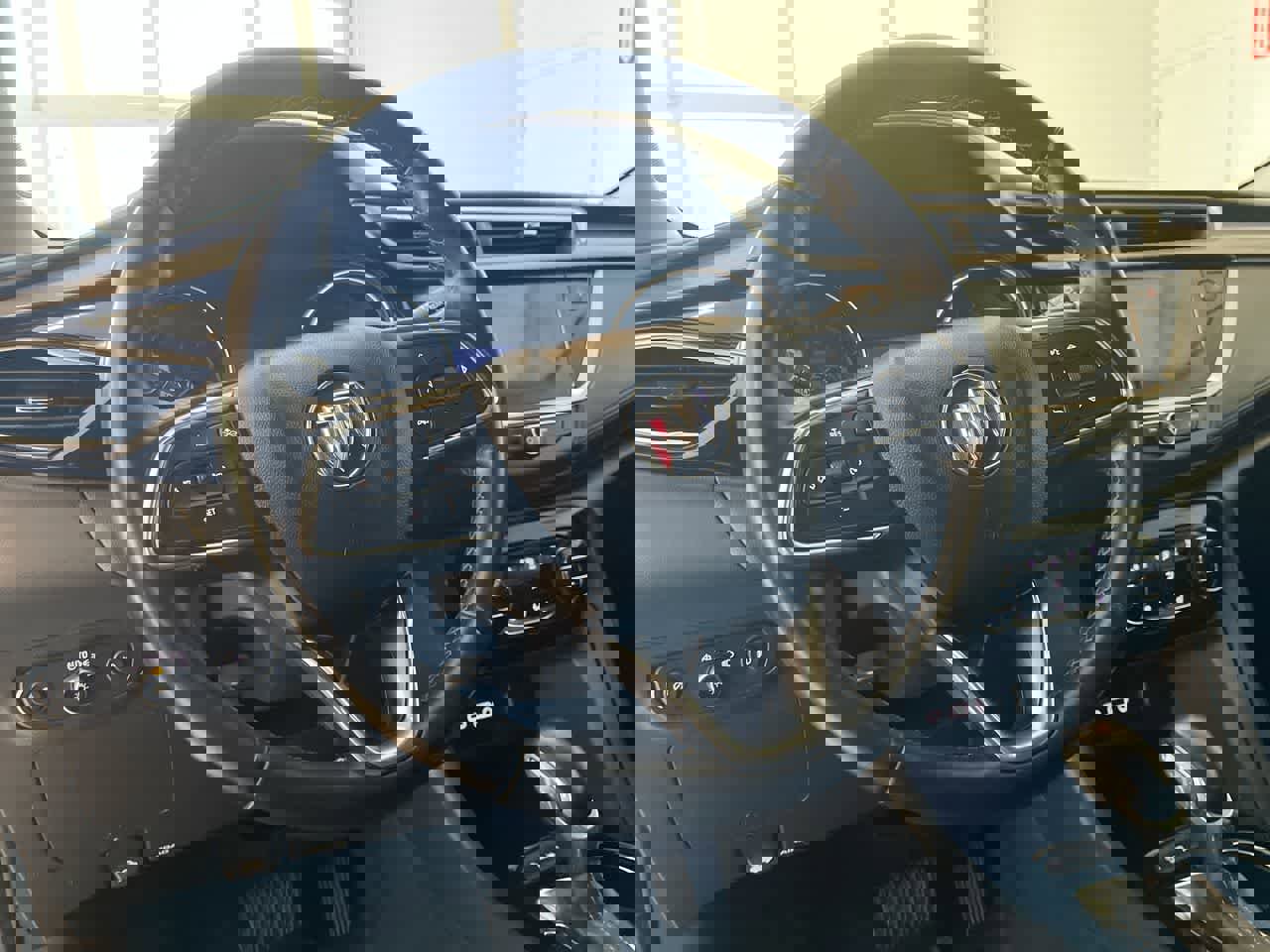 Used 2022 Buick Encore GX Select AWD/4WD image 14