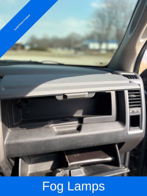 Used 2014 RAM 1500 Classic SLT AWD/4WD image 39