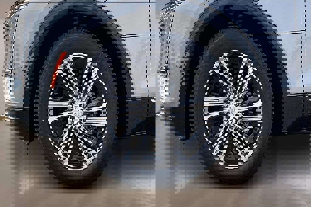 New 2026 Cadillac Lyriq Premium Luxury image 12