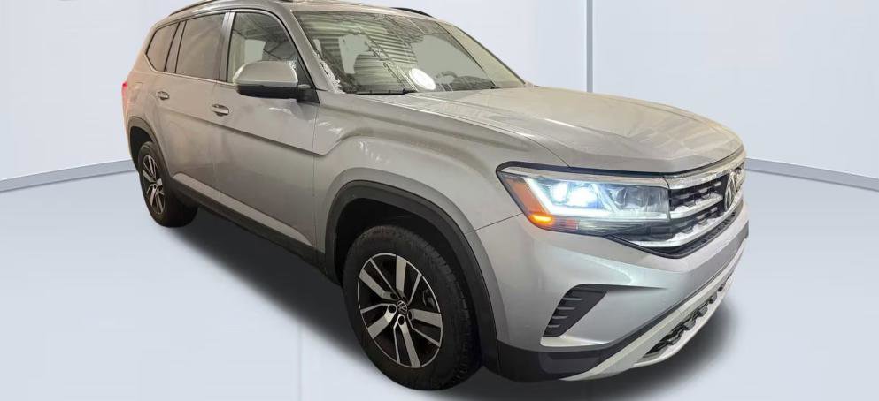 Used 2022 Volkswagen Atlas SE image 2