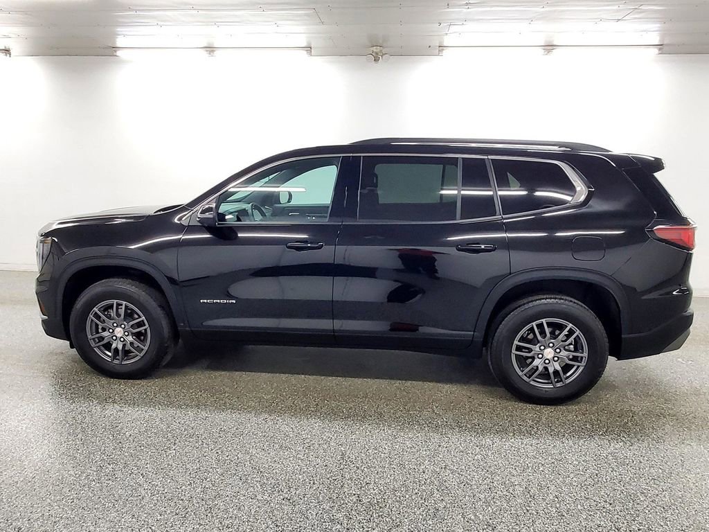 Used 2025 GMC Acadia Elevation image 7