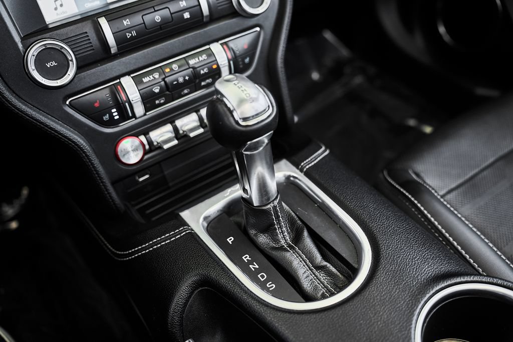 Used 2019 Ford Mustang GT Premium w/ Equipment Group 401A RWD image 24