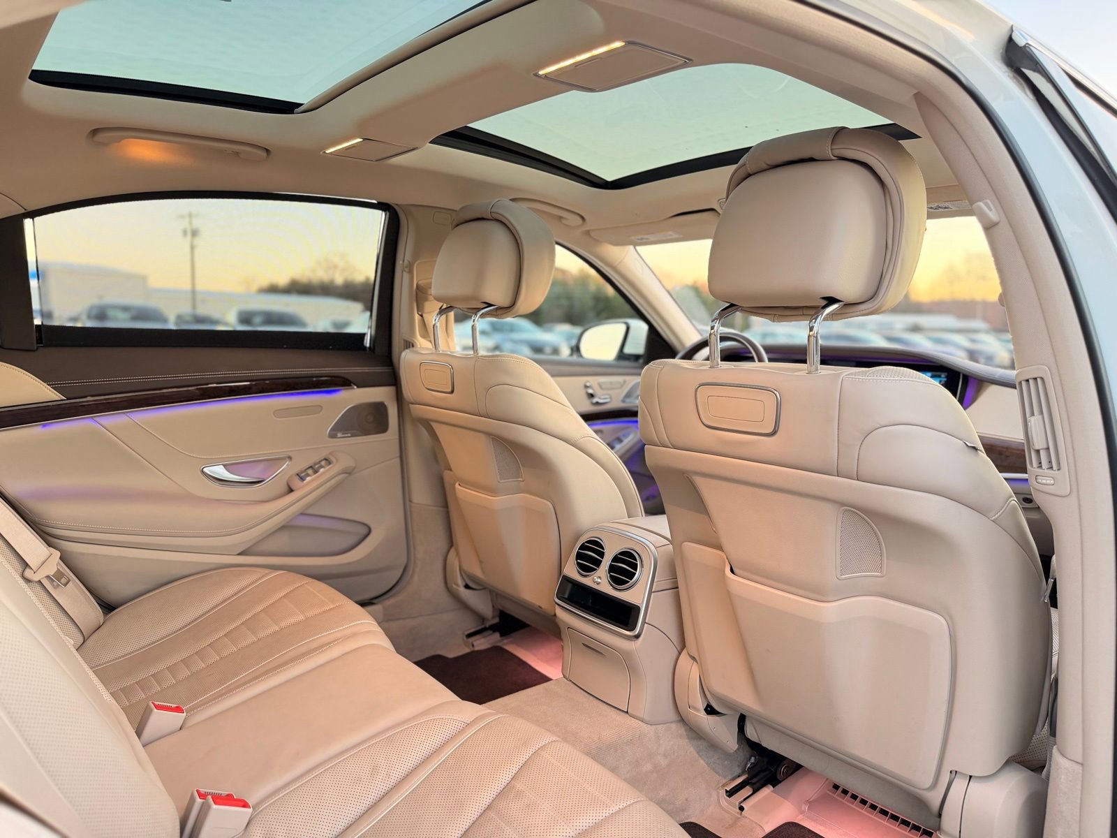 Used 2018 Mercedes-Benz S 560 4MATIC Sedan image 19