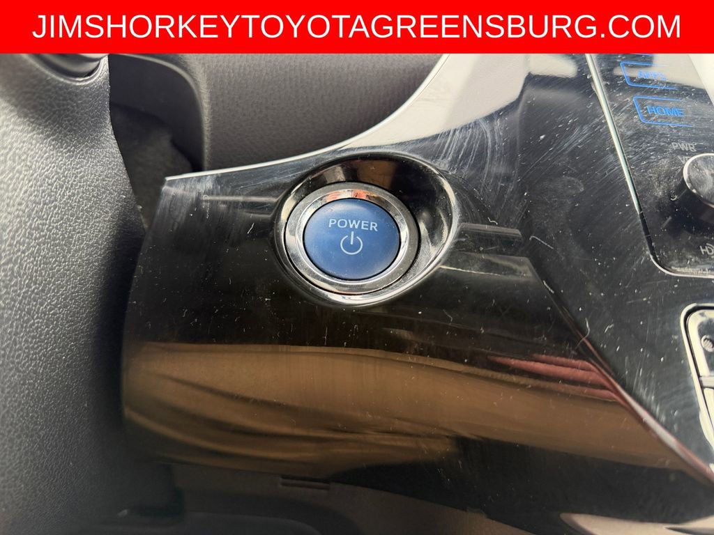 Used 2016 Toyota Prius Three FWD image 29