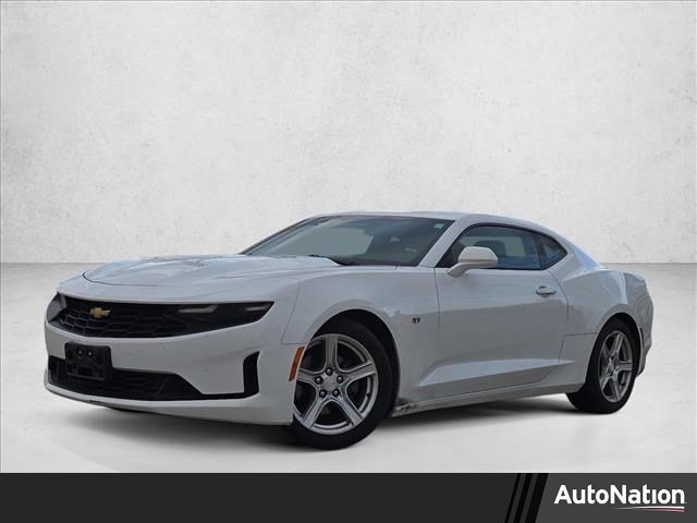 Used 2020 Chevrolet Camaro LT image 1