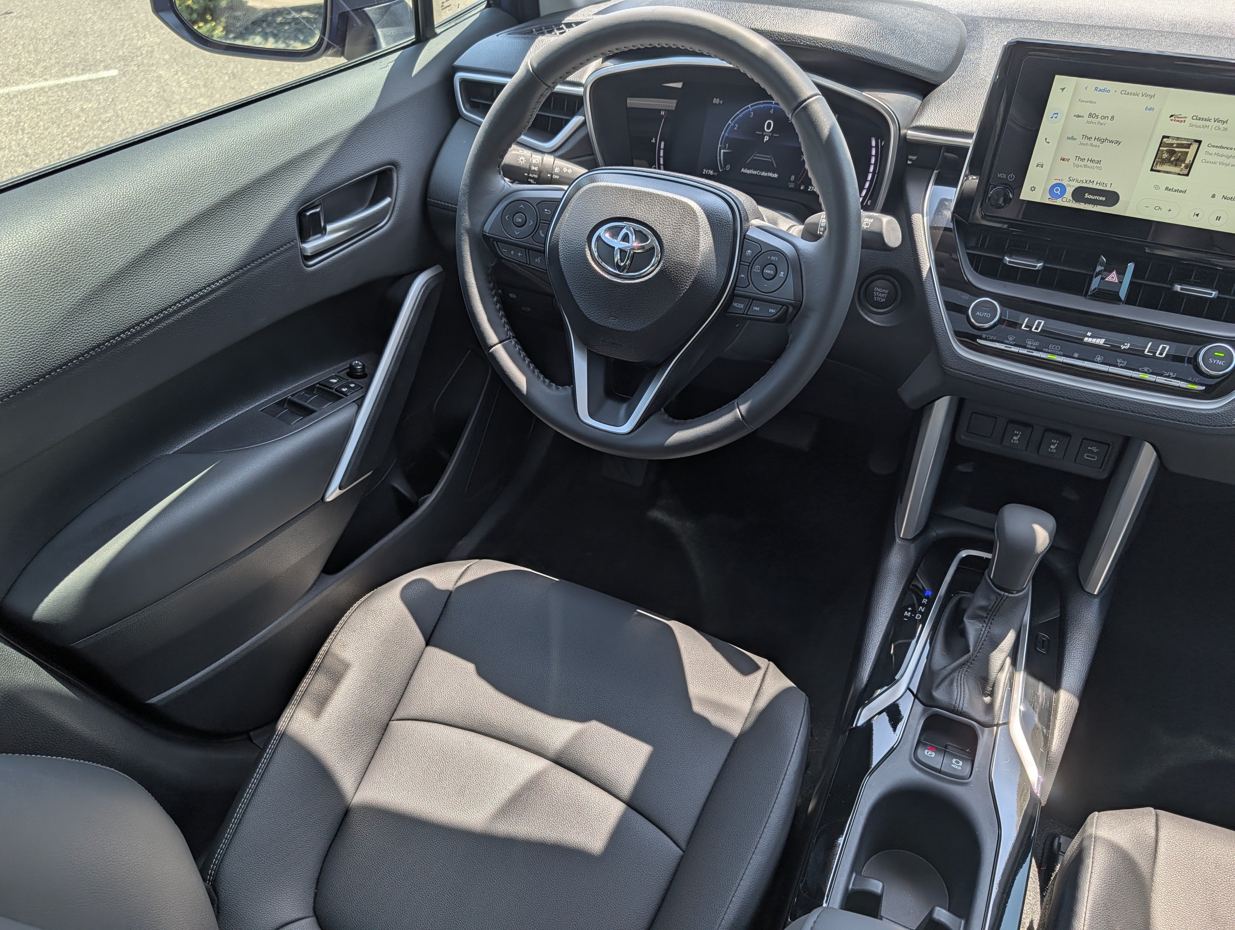 Certified 2025 Toyota Corolla Cross XLE w/ Convenience Package AWD/4WD image 9