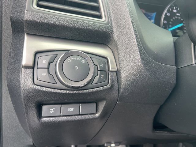 Used 2019 Ford Explorer XLT w/ Equipment Group 202A FWD image 22