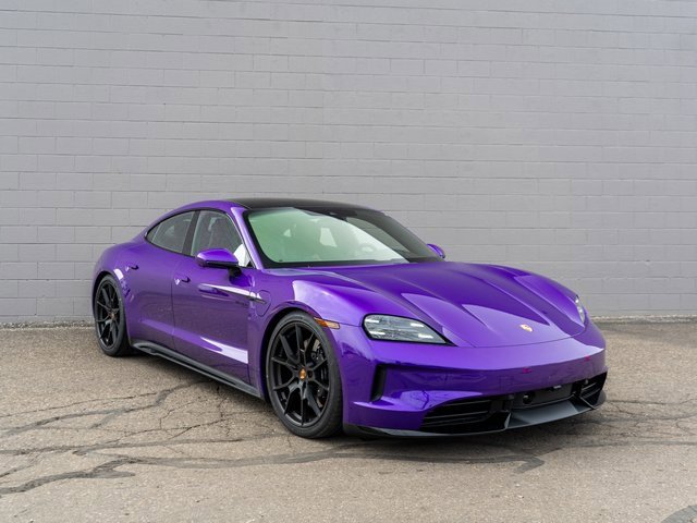 New 2025 Porsche Taycan GTS image 9