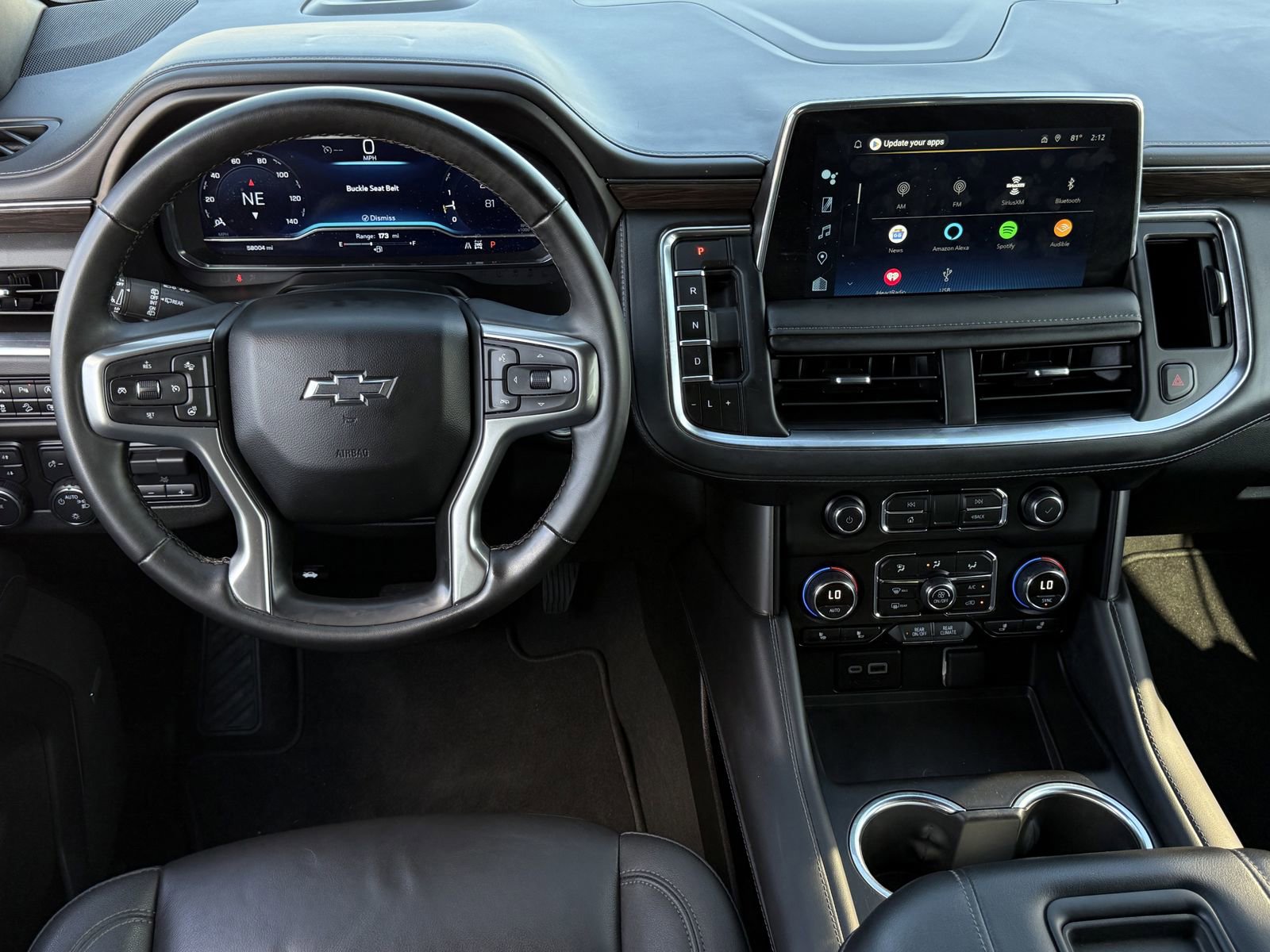 Used 2024 Chevrolet Suburban Z71 w/ Luxury Package image 13