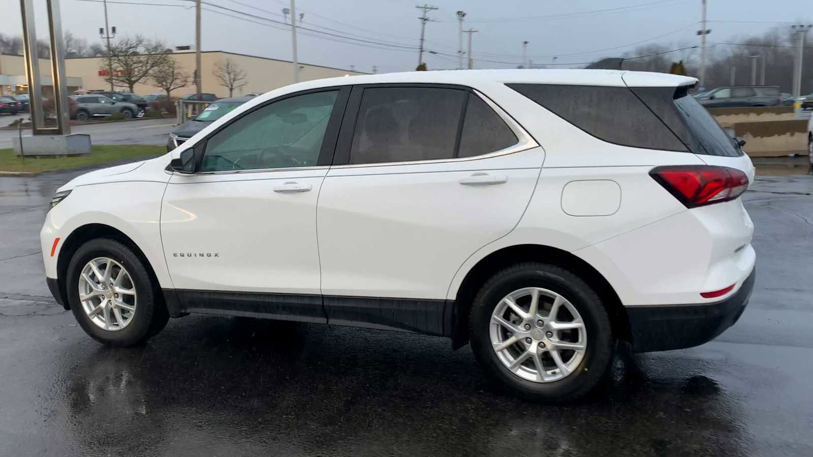 Certified 2023 Chevrolet Equinox LT image 6
