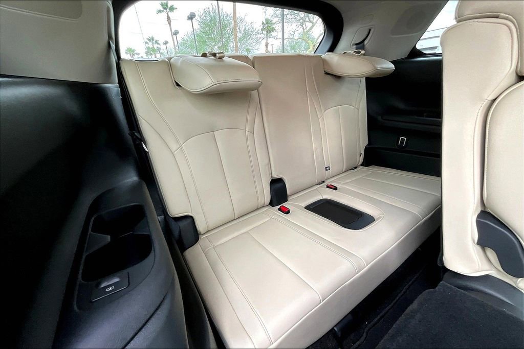 Used 2025 INFINITI QX60 Pure image 28