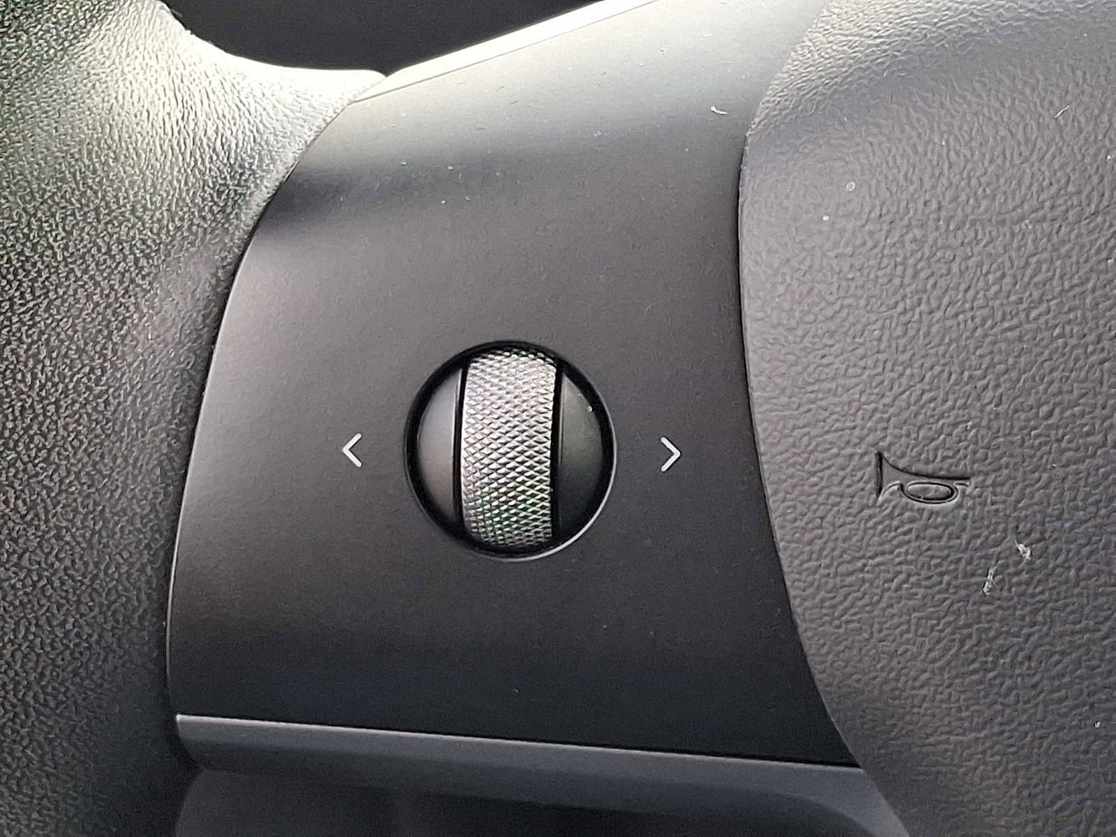 Used 2021 Tesla Model Y Long Range image 22