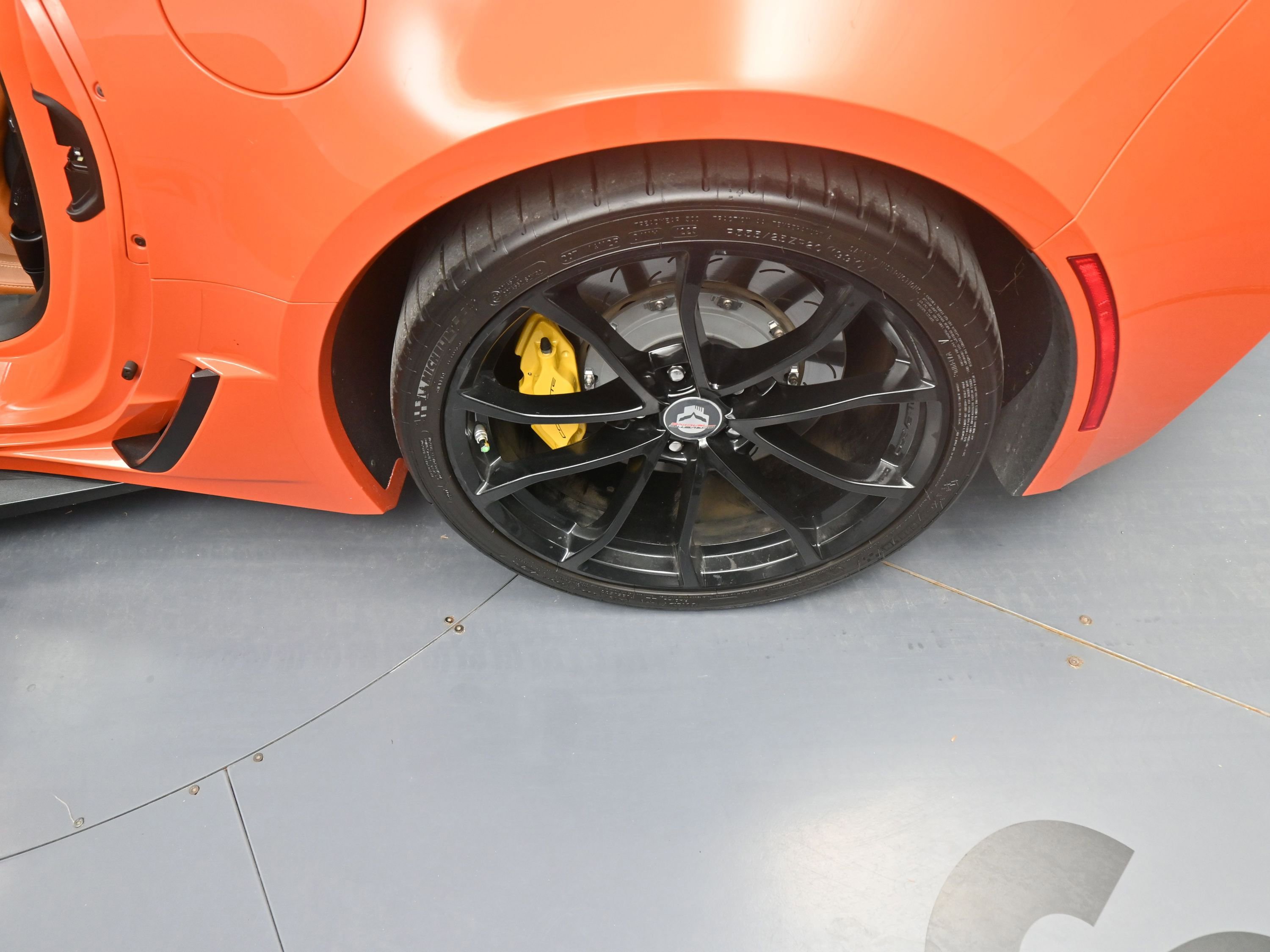 Used 2019 Chevrolet Corvette Grand Sport RWD image 17