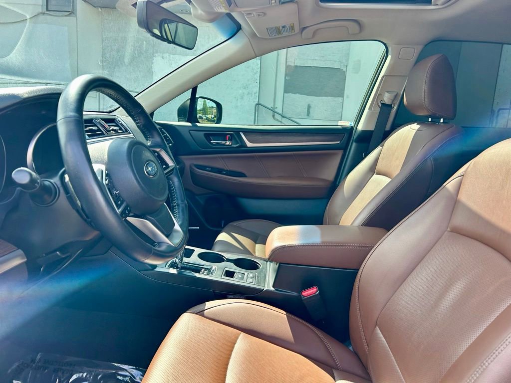 Used 2018 Subaru Outback 3.6R Touring AWD/4WD image 9
