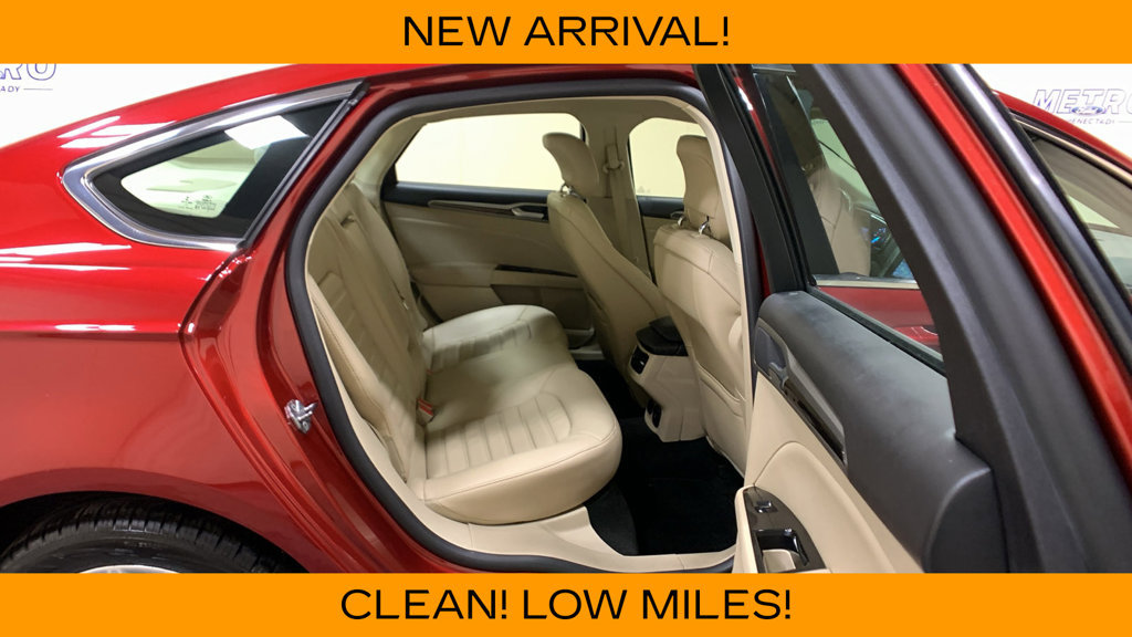 Used 2013 Ford Fusion SE FWD image 15