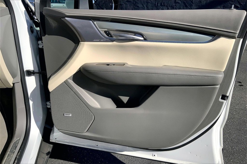 Certified 2023 Cadillac XT5 Premium Luxury w/ Technology Package image 22