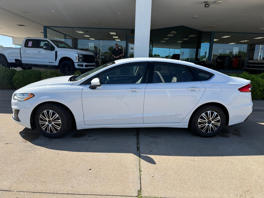 Used 2019 Ford Fusion S FWD image 9