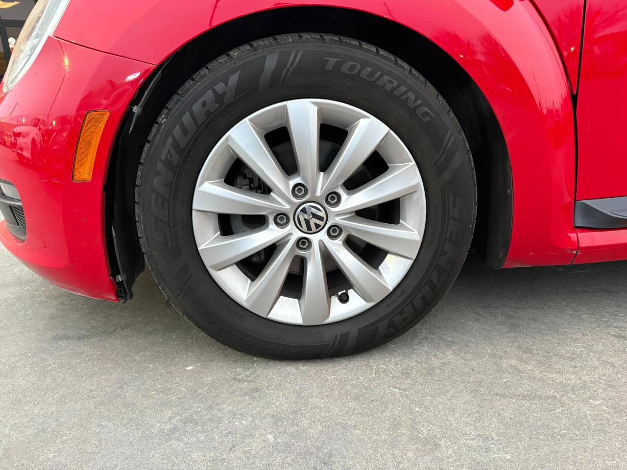 Used 2014 Volkswagen Beetle 1.8T image 26