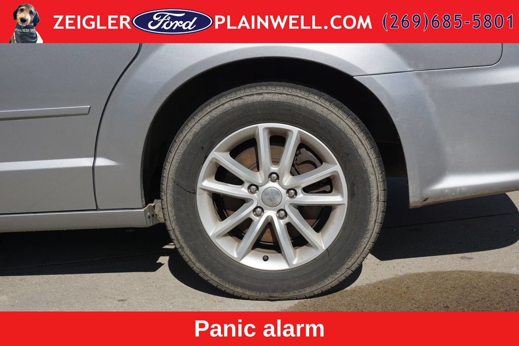 Used 2016 Dodge Grand Caravan SXT FWD image 9