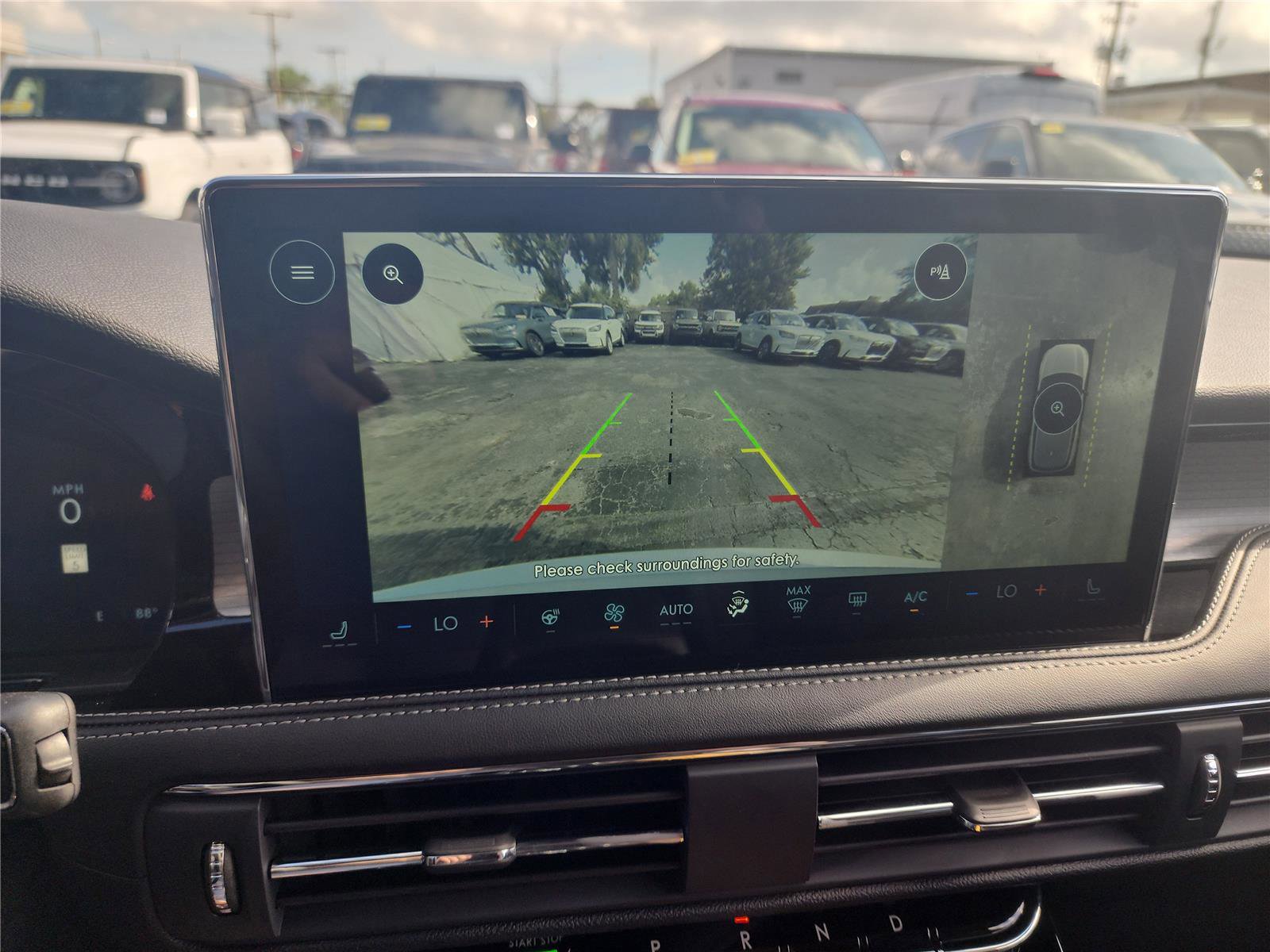 New 2026 Lincoln Corsair Premiere image 32