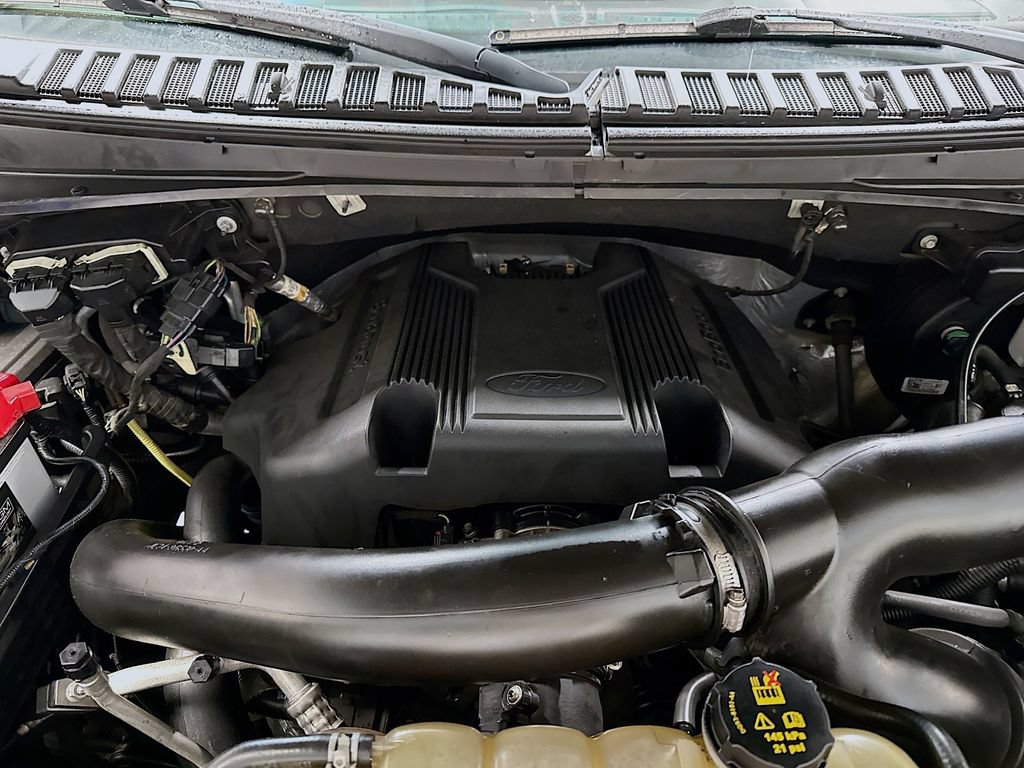 Used 2019 Ford Expedition Limited AWD/4WD image 32
