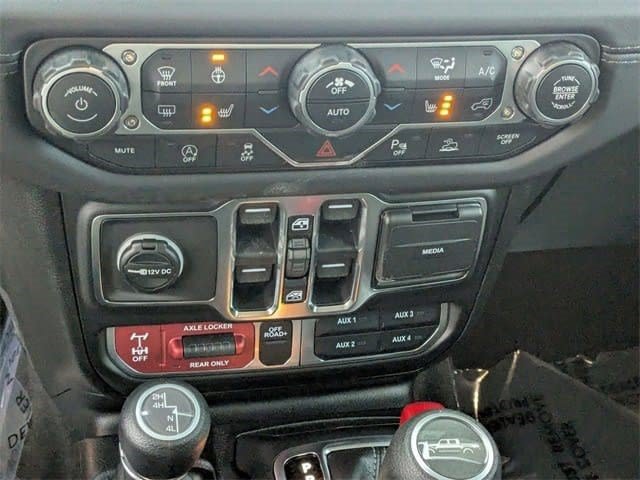 New 2026 Jeep Gladiator Mojave w/ Safety Group AWD/4WD image 12