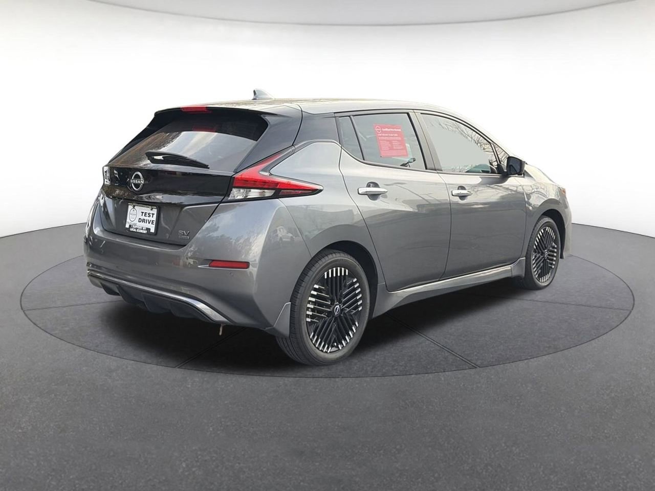 Certified 2023 Nissan Leaf SV Plus image 5