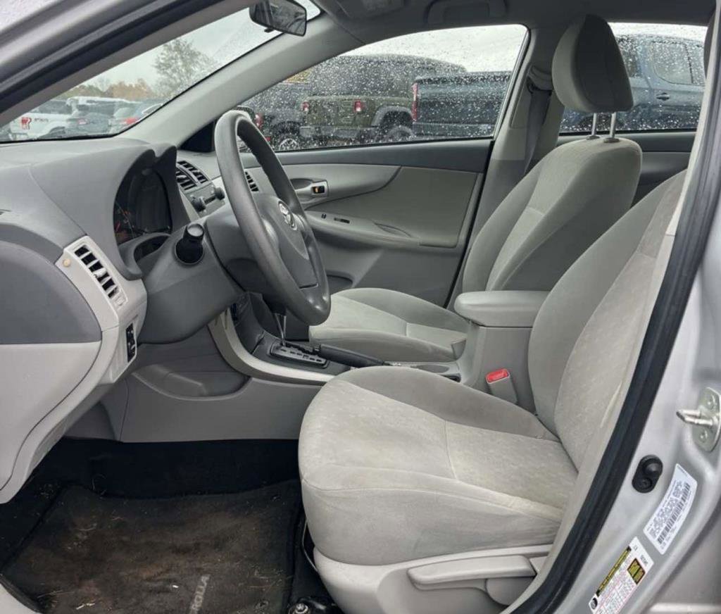 Used 2009 Toyota Corolla S image 11