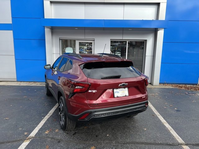 Used 2024 Chevrolet Trax RS image 7