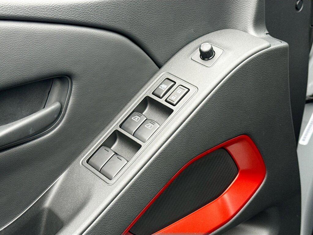 New 2026 Nissan Frontier PRO-4X w/ Pro-4x Convenience Package image 8