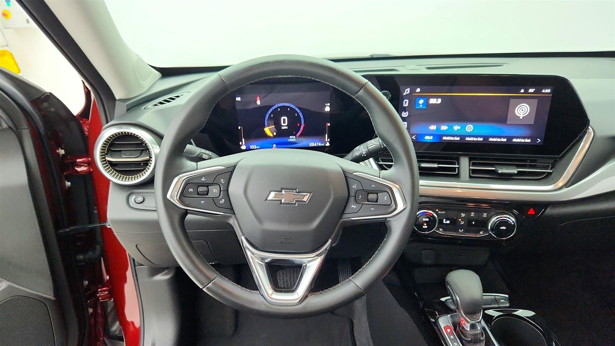 Used 2024 Chevrolet Trax ACTIV w/ Driver Confidence Package FWD image 14