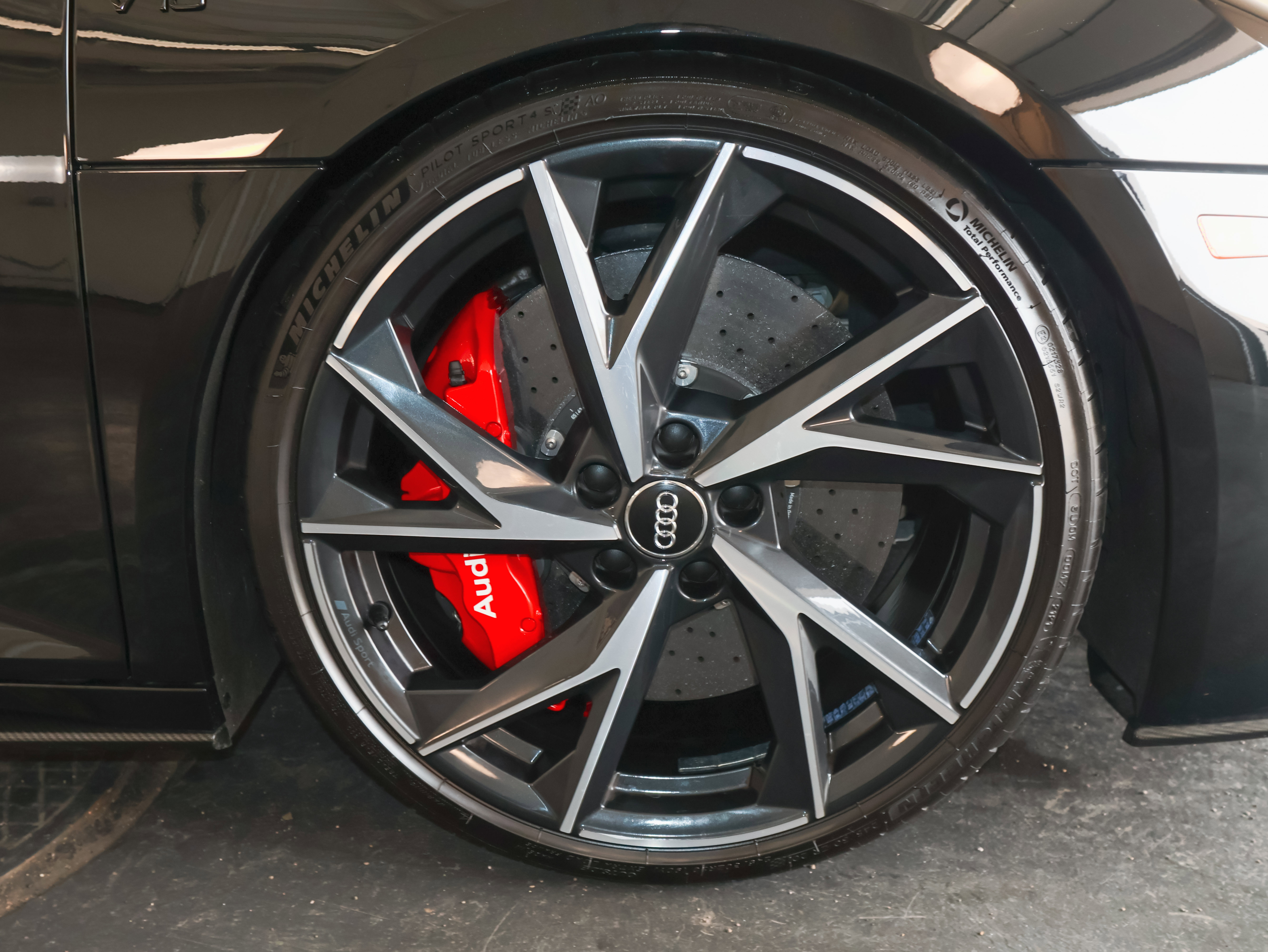 Used 2020 Audi R8 V10 performance image 37