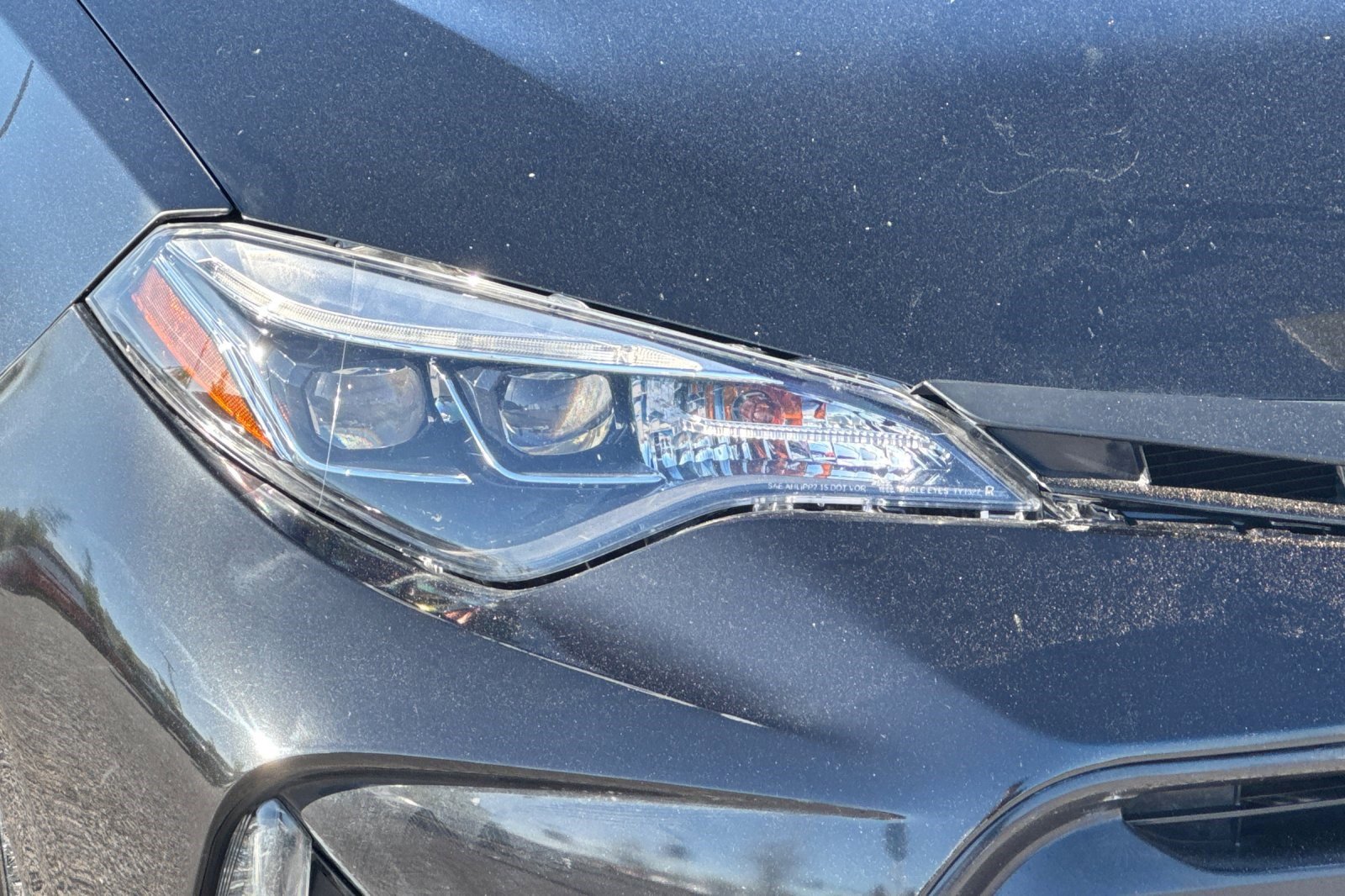 Used 2017 Toyota Corolla SE w/ SE Premium Package image 10