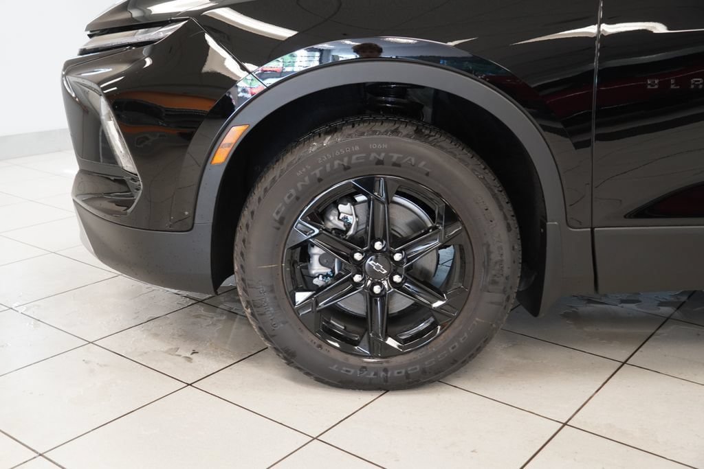 New 2026 Chevrolet Blazer LT w/ Convenience Package FWD image 17