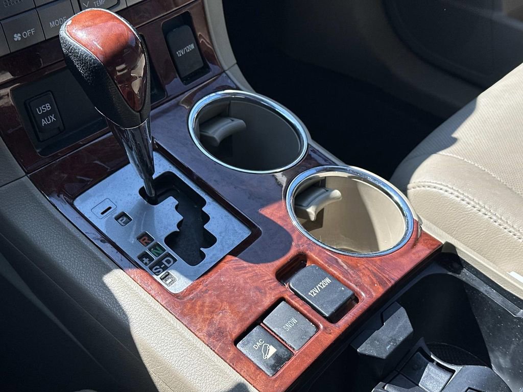 Used 2011 Toyota Highlander Limited w/ Tow Pkg image 34