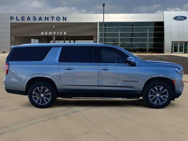 Used 2023 Chevrolet Suburban LS image 6