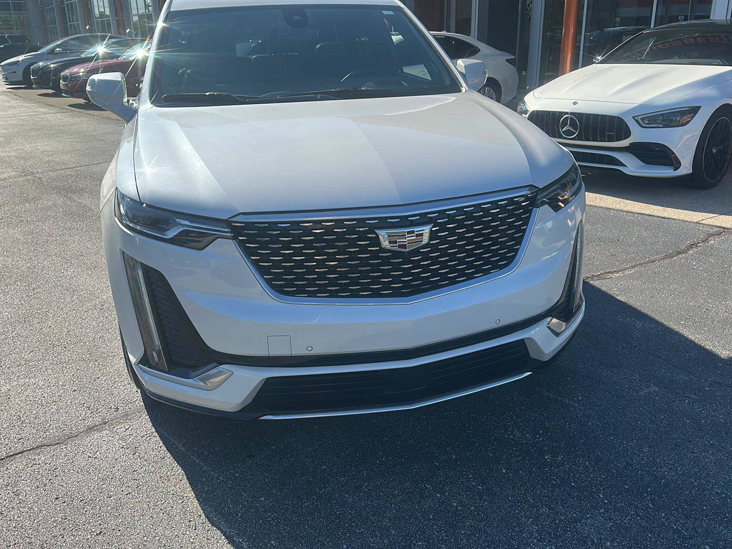 Used 2022 Cadillac XT6 Premium Luxury w/ Technology Package AWD/4WD image 7
