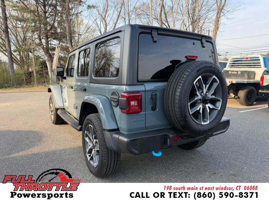 Used 2024 Jeep Wrangler Unlimited w/ Convenience Group image 7